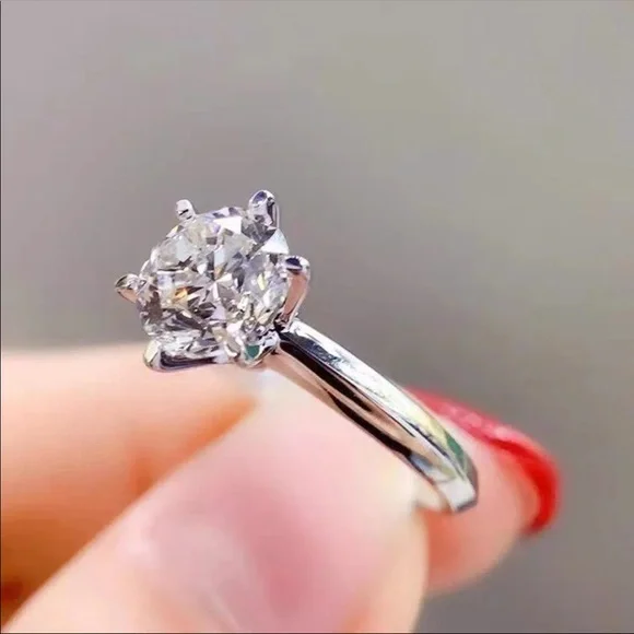 Platinum 3.0 carat Moissanite diamond Ring